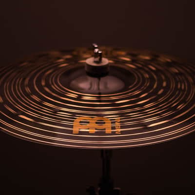 Meinl 16" Classic Customs Dark Crash image 1