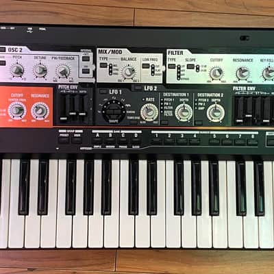 Roland SH-201 49-Key Synthesizer | Reverb