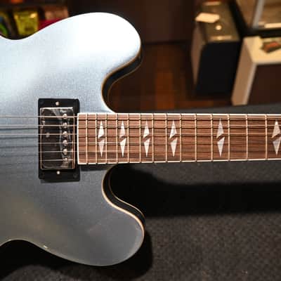 Epiphone Dave Grohl DG-335 - Pelham Blue #0350 image 4