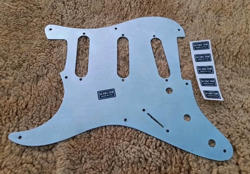 Schecter Dream Machine 1977-1985 - Chrome image 1