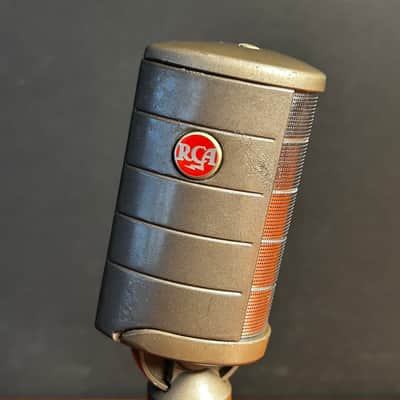 RCA KN-1B dynamic microphone w/stand image 14
