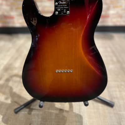 Fender American Professional II Telecaster Deluxe 3 Tone Sunburst image 5