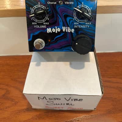 Sweet Sound Mojo Vibe – MINT Swirl Finish (2012) w/ Original Box & Manual! image 2