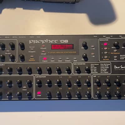 Dave Smith Instruments Prophet 08 PE Desktop 8-Voice Desktop Synthesizer 2012 - 2016 Black with Wood Sides