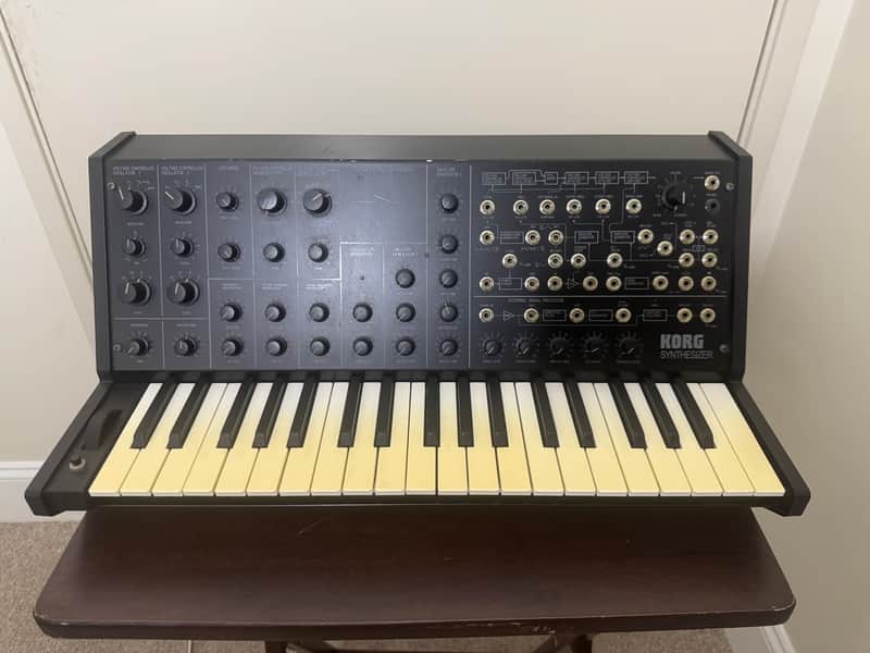 Korg MS-20 Mini Semi-Modular Analog Synthesizer 2013 - Present - Black image 1
