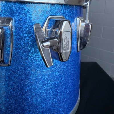 Vintage 1960's Ludwig Classic Maple 9x10 Concert Tom in Blue Sparkle image 4