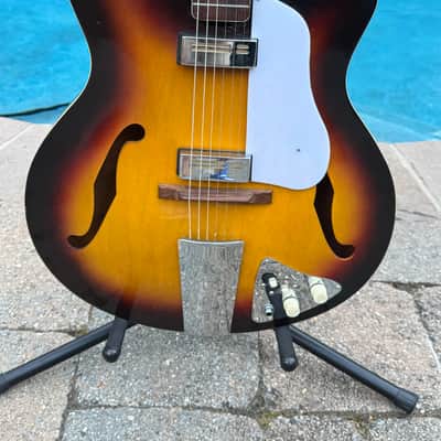 1960's Kent 551 Americana 6 string electric guitar - sunburst image 2