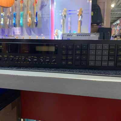 Yamaha REV 7 Digital Reverberator 1980s - Black image 4