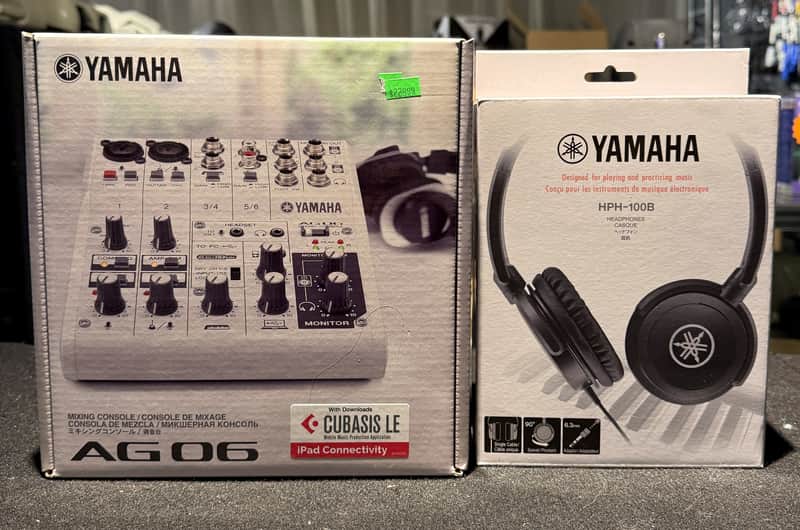 Yamaha AG06 6 Channel Mixer w/Headphones 2010s - White image 1