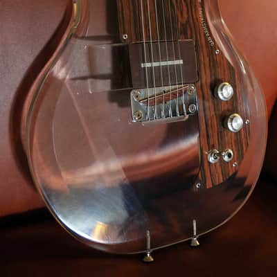 AMPEG ADA6 Dan Armstrong 1969 Plexiglass Lucite Guitar image 3