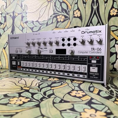 Roland TR-06 Drumatix - Used
