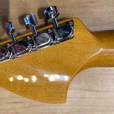 Fender Limited Edition 70th Anniversary Vintera II Antigua Stratocaster Electric Guitar 2024 - Antigua image 14