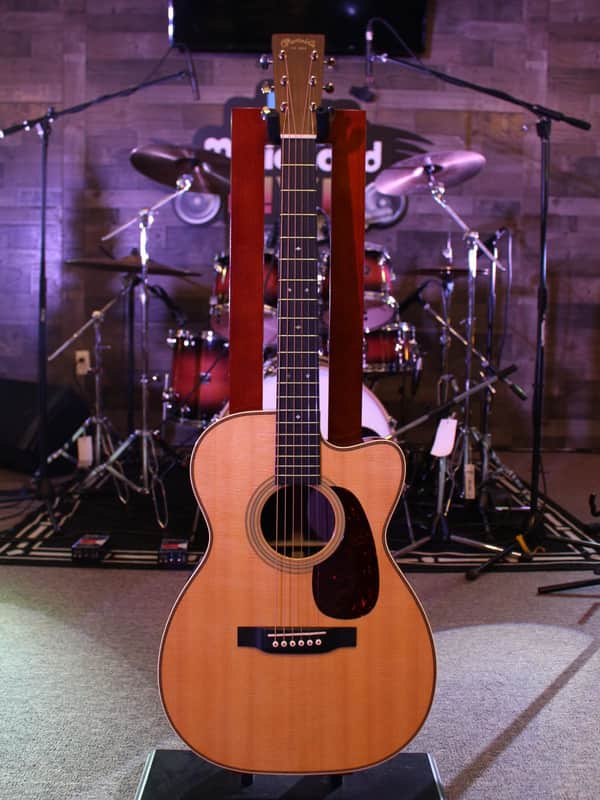 Used 2018 Martin Custom Shop 00-14 Fret Cutaway Acoustic Guitar, Natural w/ Case image 1