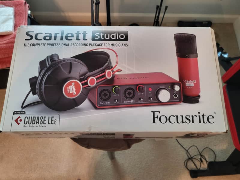 Focusrite Scarlett 2i2 1st Gen Studio Bundle with Headphones, Mic and Cable 2016 - 2018 - Black/Red image 1