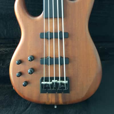 Carvin LB 75 lefty fretless 2000 Walnut natural image 2
