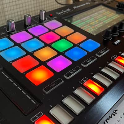 Pioneer Toraiz SP-16 Sampler and Sequencer - Black image 3
