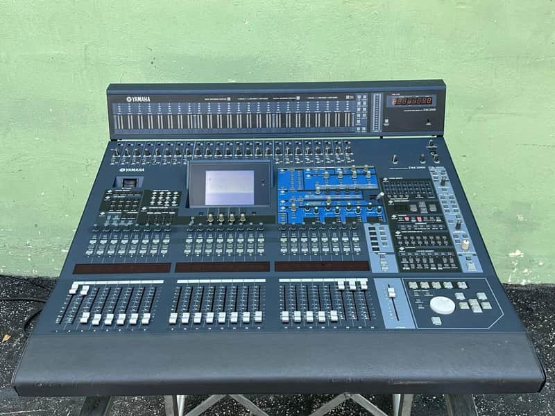 Yamaha DM2000