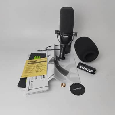 Shure SM7B Cardioid Dynamic Microphone Black