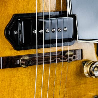 1952 Gibson ES-300 Dual Pickup sunburst image 7