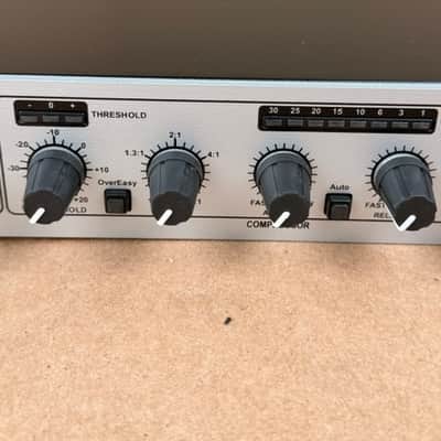 DBX 266xs Compressor Dual Compressor/Gate image 4