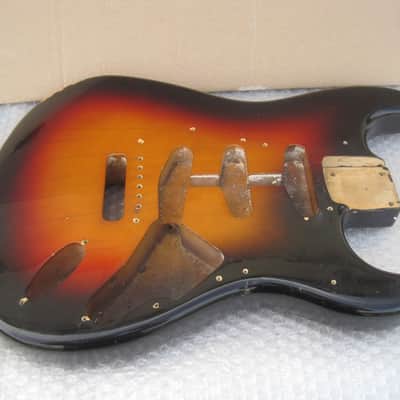 1983 SQUIER by FENDER STRATOCASTER JV SERIES BODY '62 - Made in JAPAN image 2