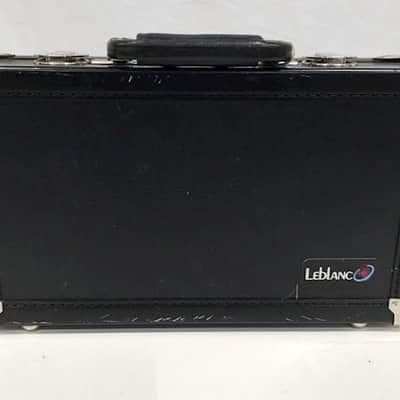 LeBlanc Vito V7212 Bb Clarinet, with case image 9