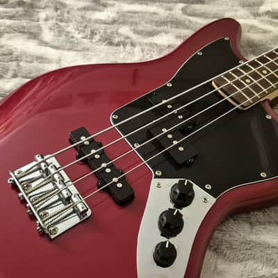 Squier Vintage Modified Jaguar Bass Special SS - 30" Short Scale - Candy Apple Red - 2018 - Black Headstock - 4-String - Fender Gig Bag image 16