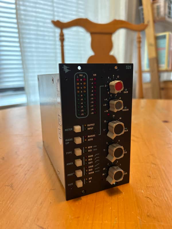 API 529 500 Series Stereo Compressor Module 2018 - Present - Black image 1