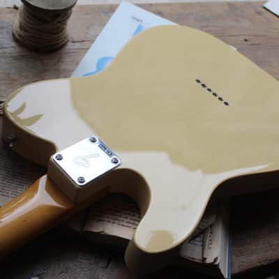 FENDER "Vintera III Mid '60s Telecaster Vintage Blonde" GIGBAG, 3, 59 KG image 9