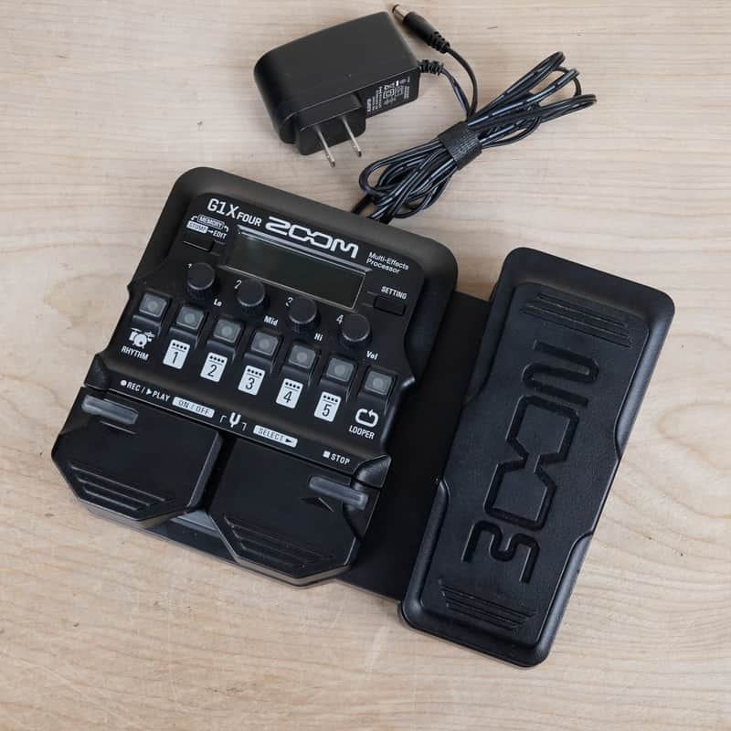 Zoom G1X Four