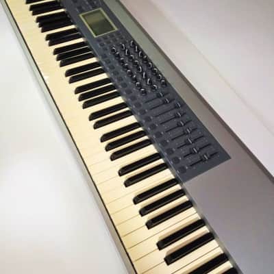 M-Audio Keystation Pro 88 MIDI Keyboard Controller image 9