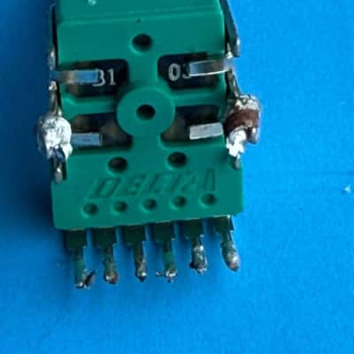 ALESIS MultiMix 4 Mixer Part:6-Pin Potentiometer B10K Center-Detent B103 image 2
