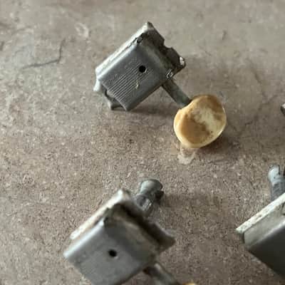 1964 1965 1966 set Fender Musicmaster Duo Sonic Mustang guitar tuners tuning pegs image 4