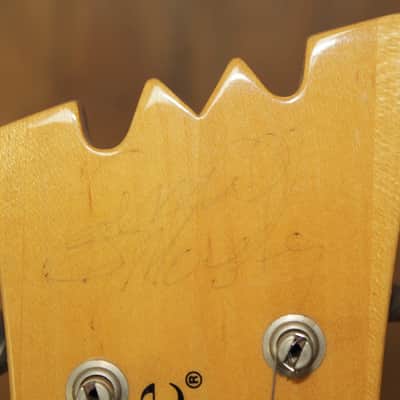 Mosrite M-88 1988 - Sunburst image 6