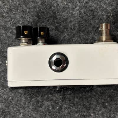 JHS Whitey Tighty Compressor - White COMP Pedal image 4
