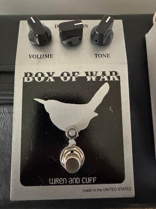 Wren and Cuff Box of War