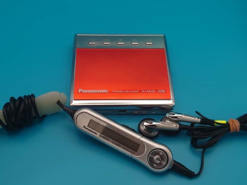 RED Portable minidisc MD MDLP Player SJ MJ55 PANASONIC working  with remote image 1