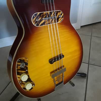Left handed, Kay Pro Bass K162VHS 2019 - Honey Burst image 1