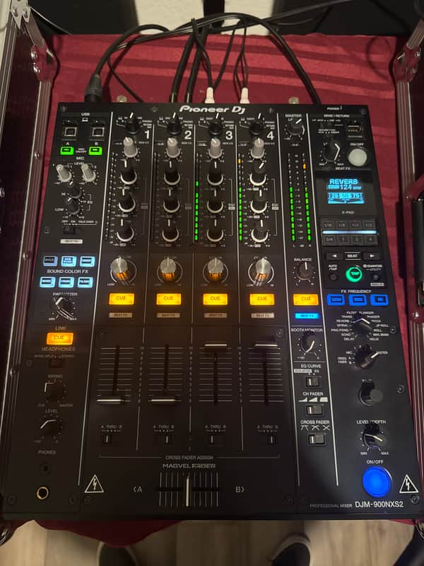 Pioneer DJM 900 NXS-2 (2018) (Magvel Fader) (Professional) image 1