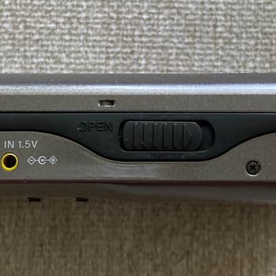Sony TCS-90 image 6