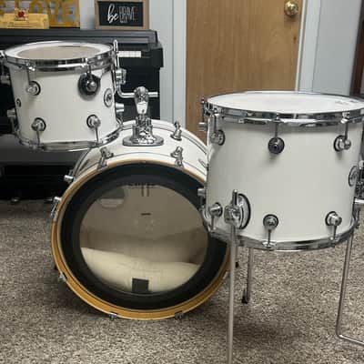 DW Maple Design Series Frequent Flyer 3 pc 10,14,20 image 4