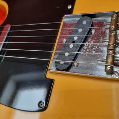 Fender American Vintage '52 Telecaster 2000 - Blonde image 9
