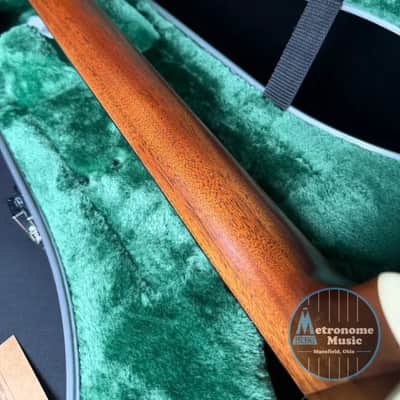 Martin D-28 Standard w/Hardshell Case - Satin Natural image 7
