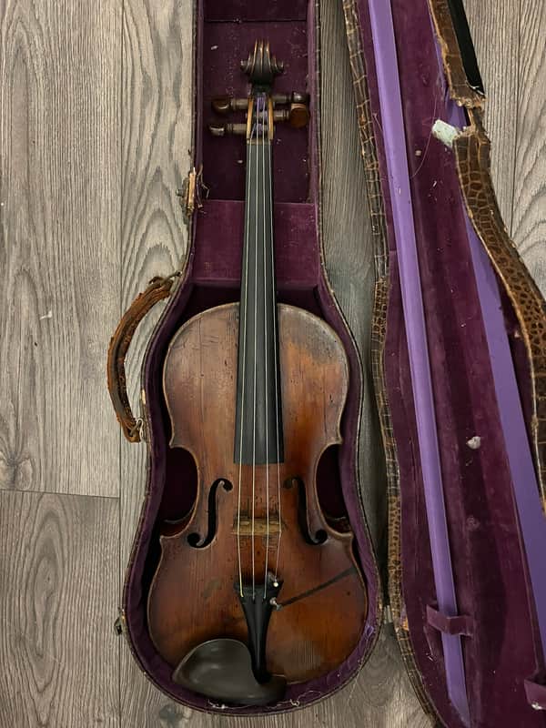 Beautiful Mittenwald c1870s 4/4 Full Size Antique Violin & Case - 'A. Smillie' image 1