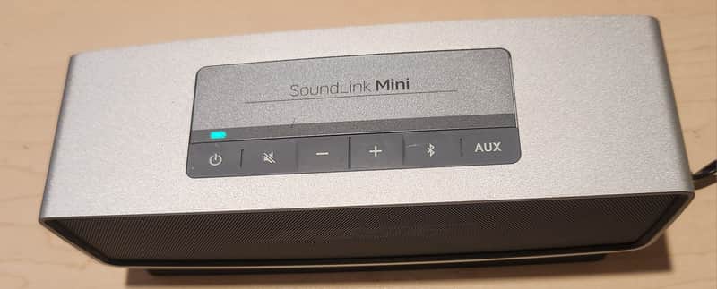 Bose Bose SoundLink Mini compact wireless Bluetooth speaker 2000 - Silver image 1