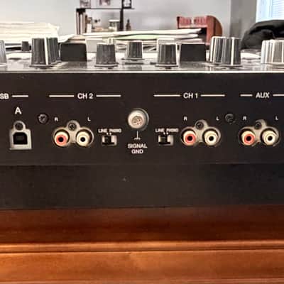Pioneer DDJ-REV7 2-Channel DJ Controller 2022 - Present - Black image 4