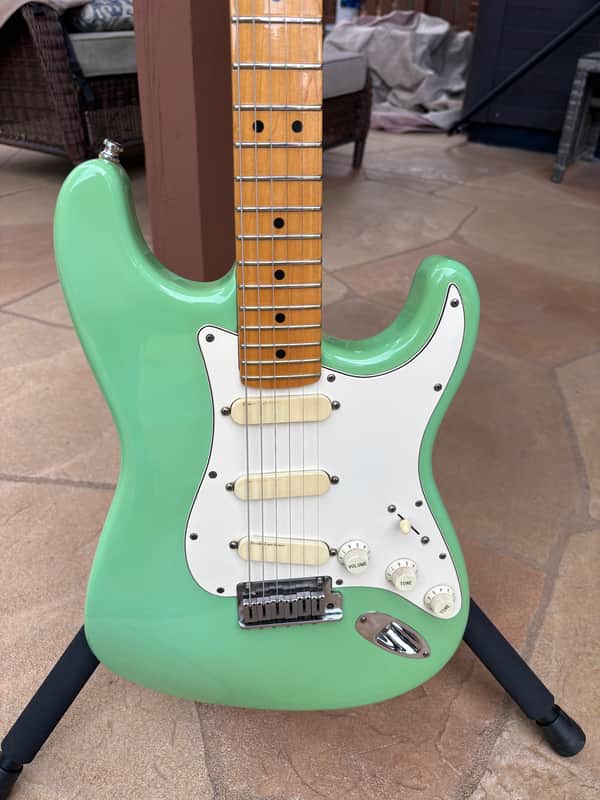 Fender Strat Plus with Maple Fretboard 1987 - 1988 - Surf Green image 1