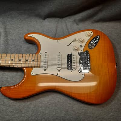 G&L USA Legacy HSS 2022 Honeyburst image 6