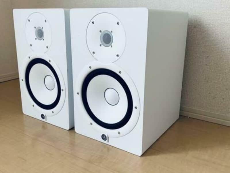 Yamaha HS7 6.5" Powered Studio Monitor (Single) 2015 - Present - White image 1
