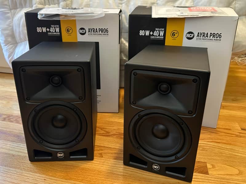 RCF AYRA PRO 6 2-Way 6" Active Studio Monitor (Pair) Black image 1